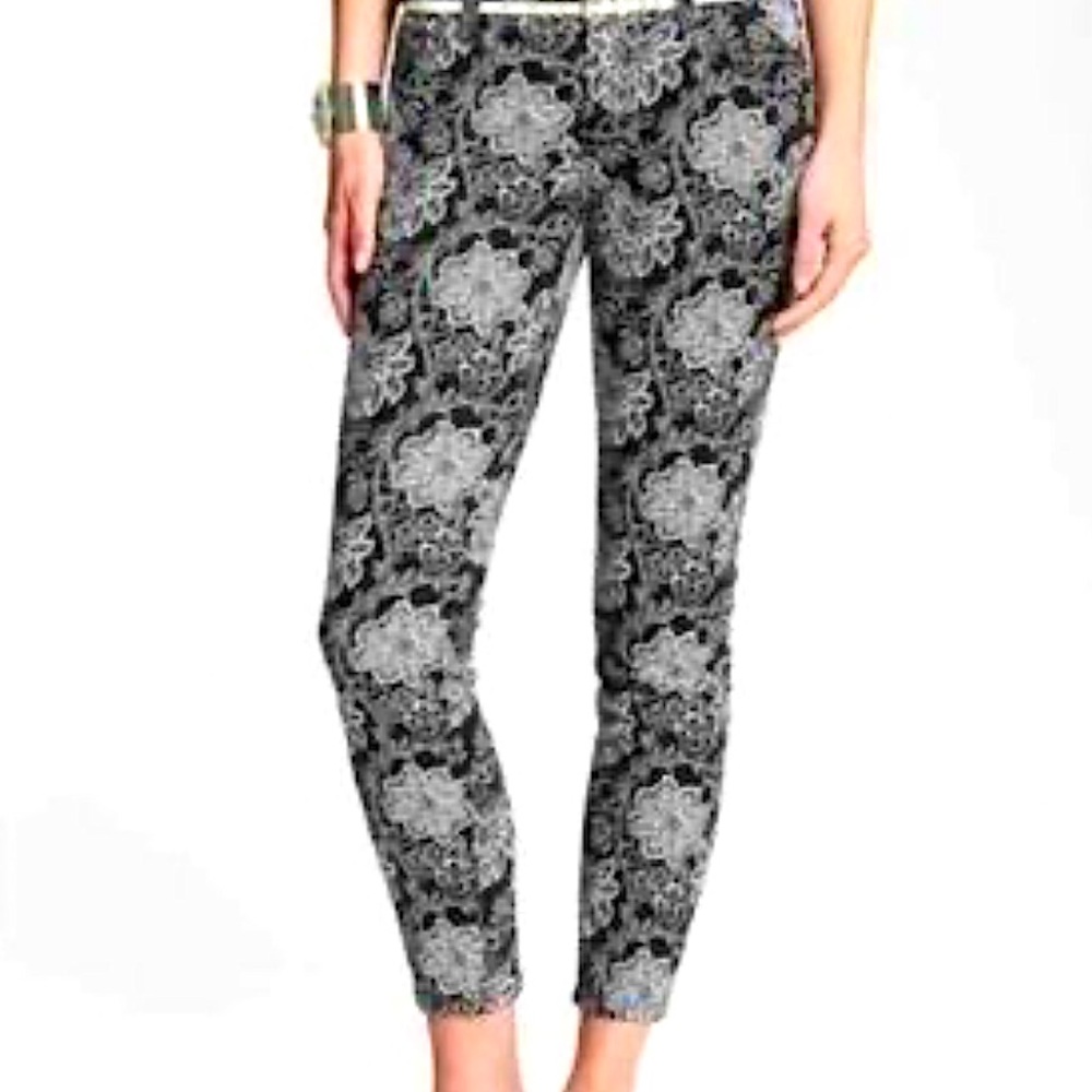 Banana Republic - Navy floral print jean